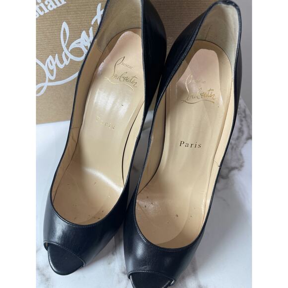 ChristianLouboutin Black Peep-Toe Stiletto Heels Size39 with Signature Red Soles - Picture 2 of 4